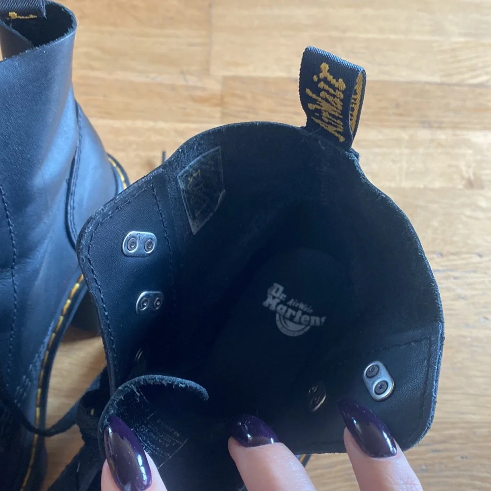 Dr Martens Jesy Sendal Heeled Boots - Picture 5 of 6